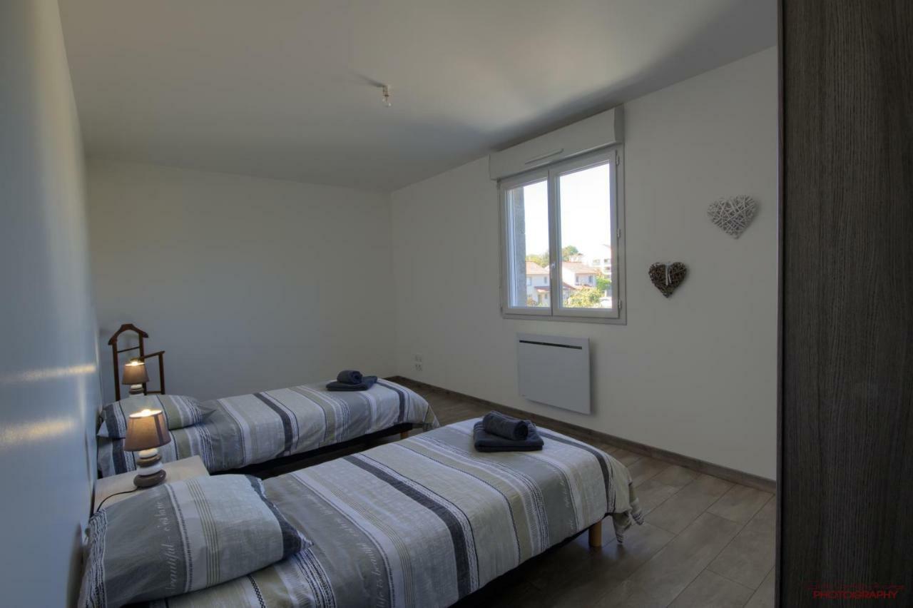 Montalieu Sejour 2 Maisons, Les Tulipes Ou Les Bambous Zewnętrze zdjęcie